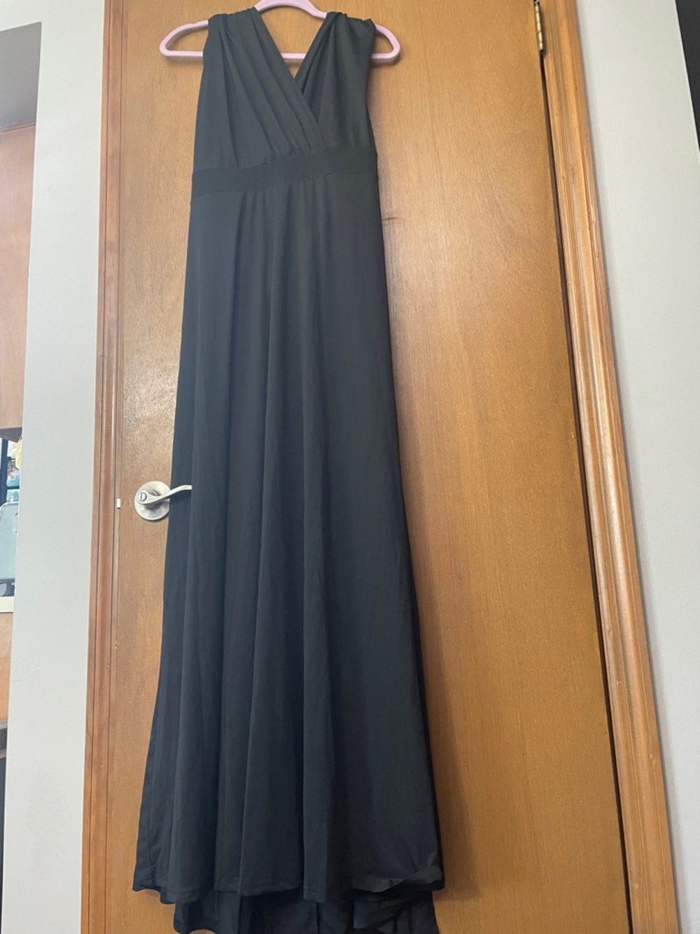 Elegant Black V-Neck Maxi Dress